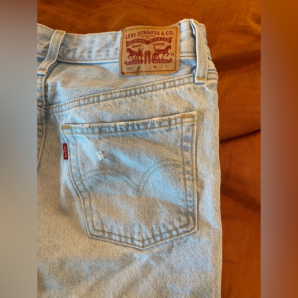 Levis 501 Jeans - Size 25